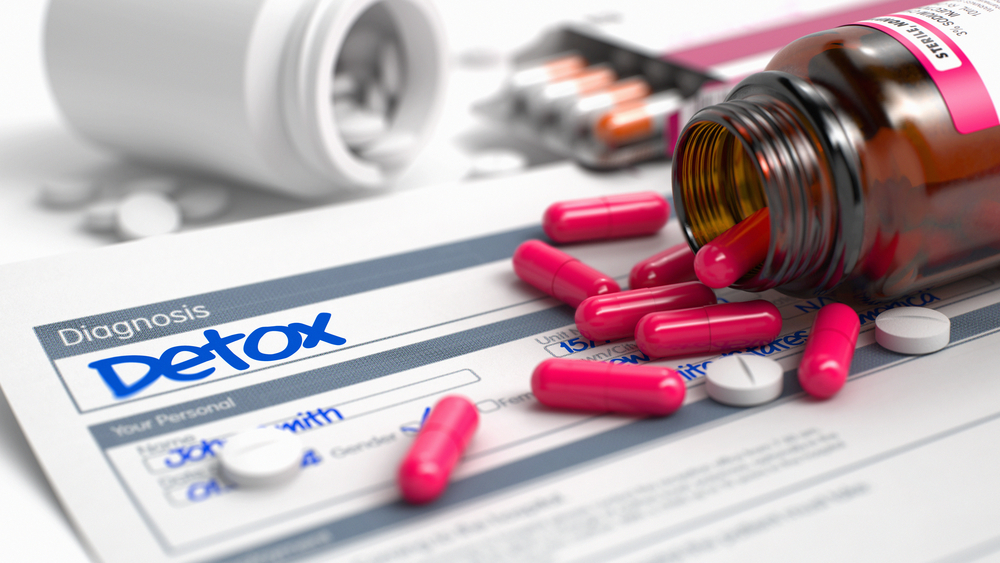 choosing detox center in texas vs detoxing at home