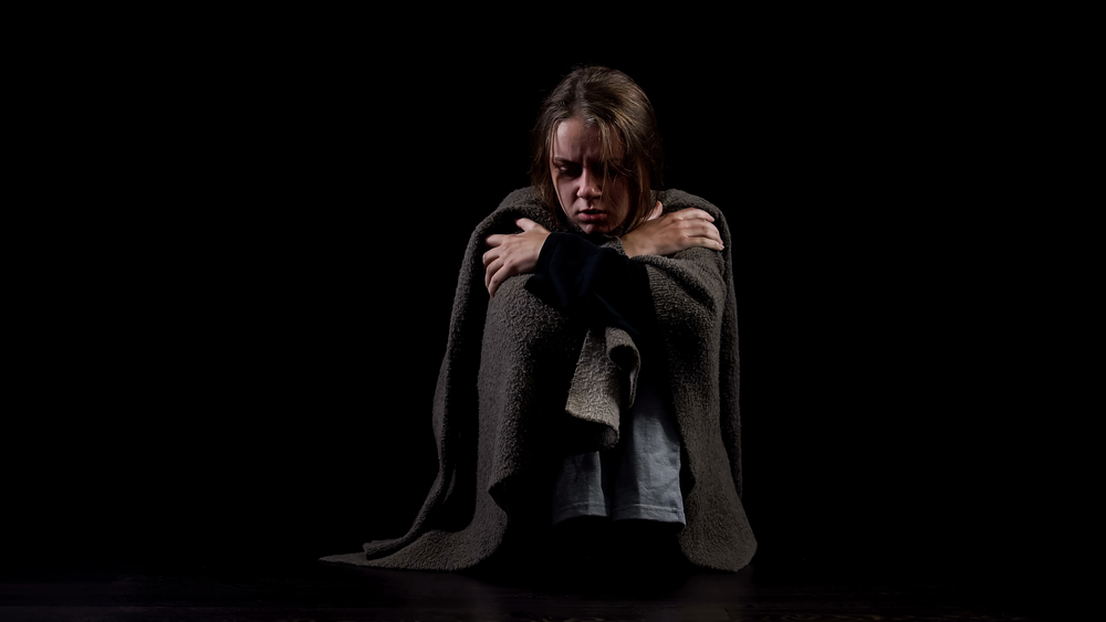 woman addicted to opioid