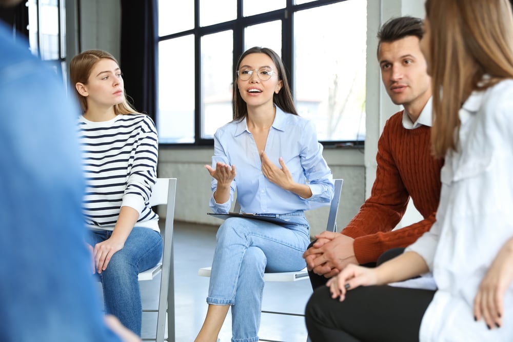 image representing addiction recovery is better with group and a professional